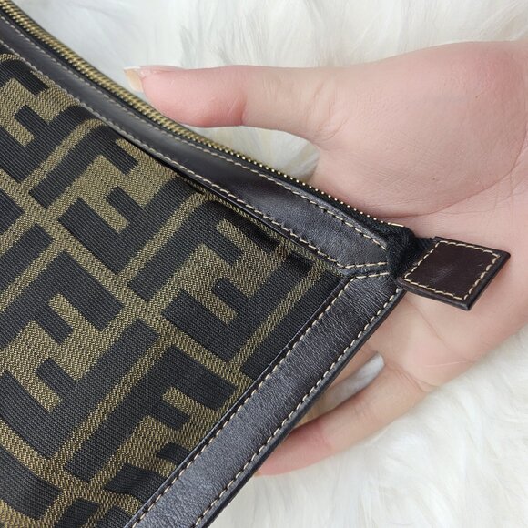 FENDI Zucca Pattern FF Clutch - Picture 10 of 17